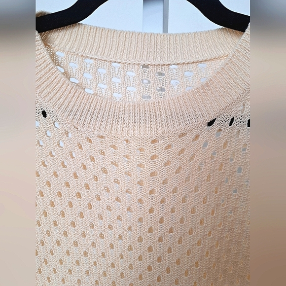 Cream Crew Neck Open-Knit Top with Long Sleeves Size Large - Picture 3 of 4